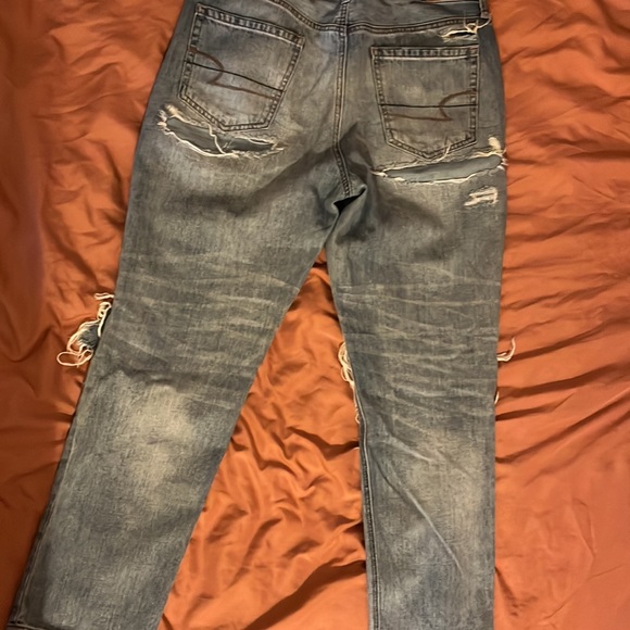 American Eagle Vintage Hi-Rise Distressed Jeans size 10 R - Picture 5 of 5